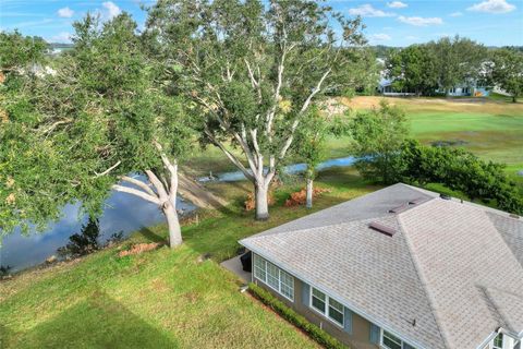 A home in LAKELAND