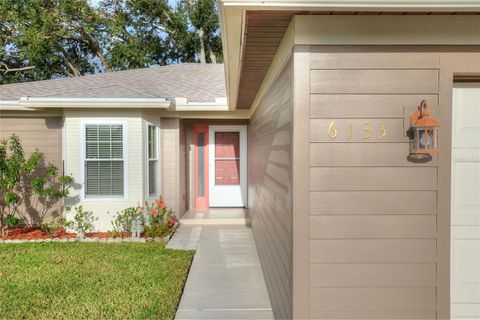 A home in LAKELAND