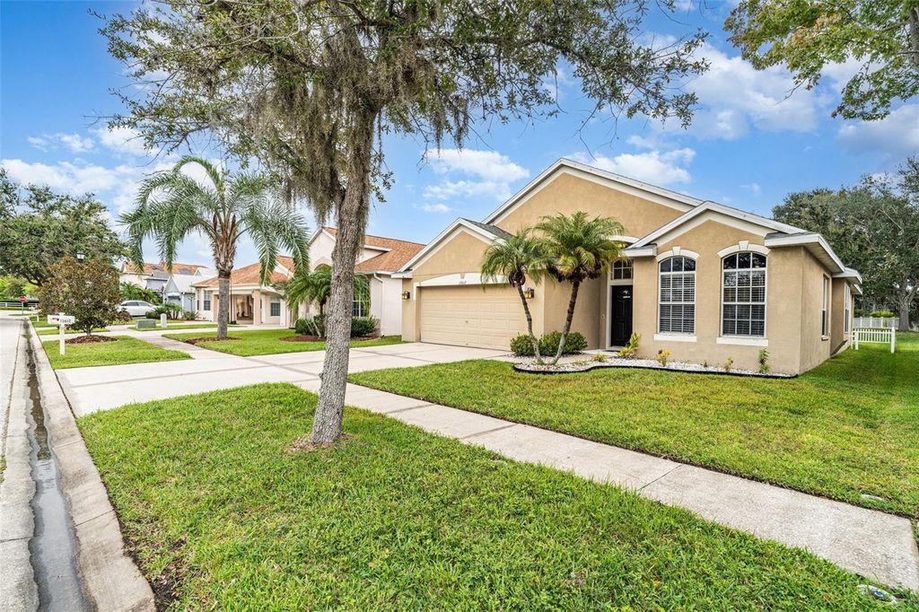 Photo of 13612 Sigler Street, Riverview, FL 33579 (MLS # TB8425278)