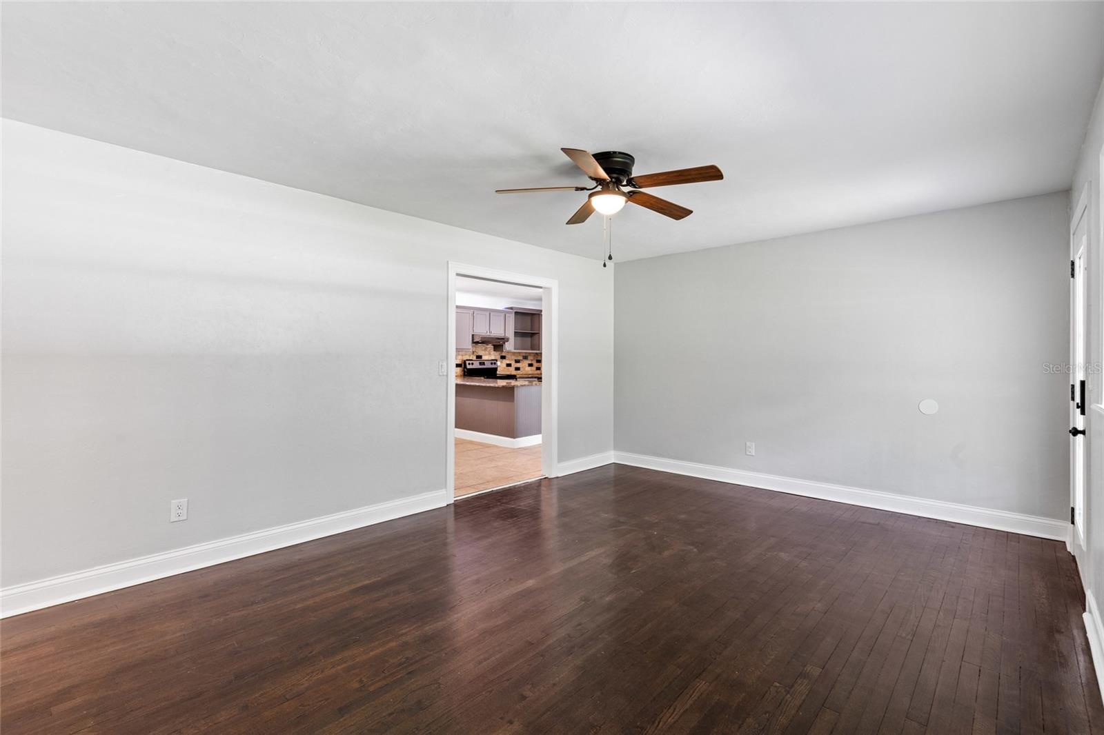 SANTA FE HILLS - Residential