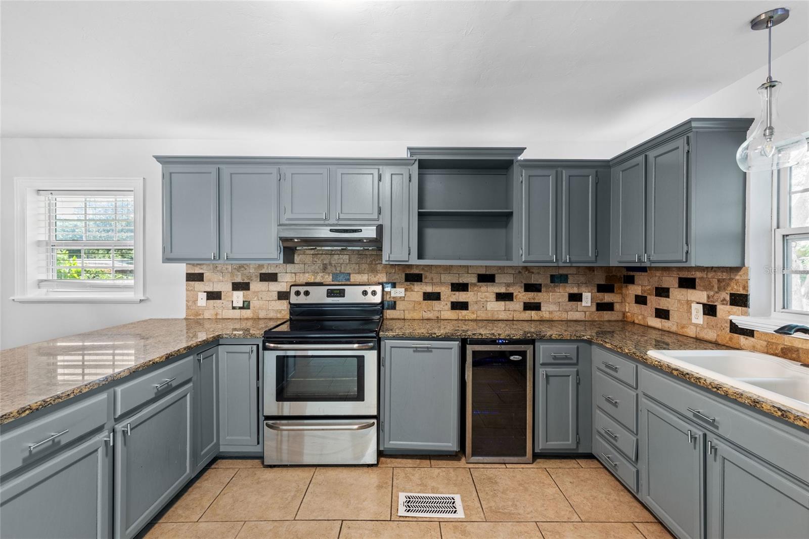 SANTA FE HILLS - Residential