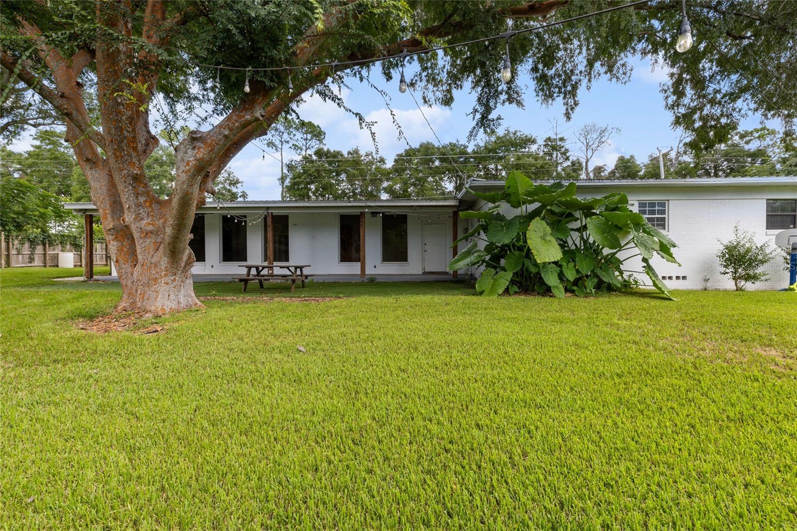 SANTA FE HILLS - Residential