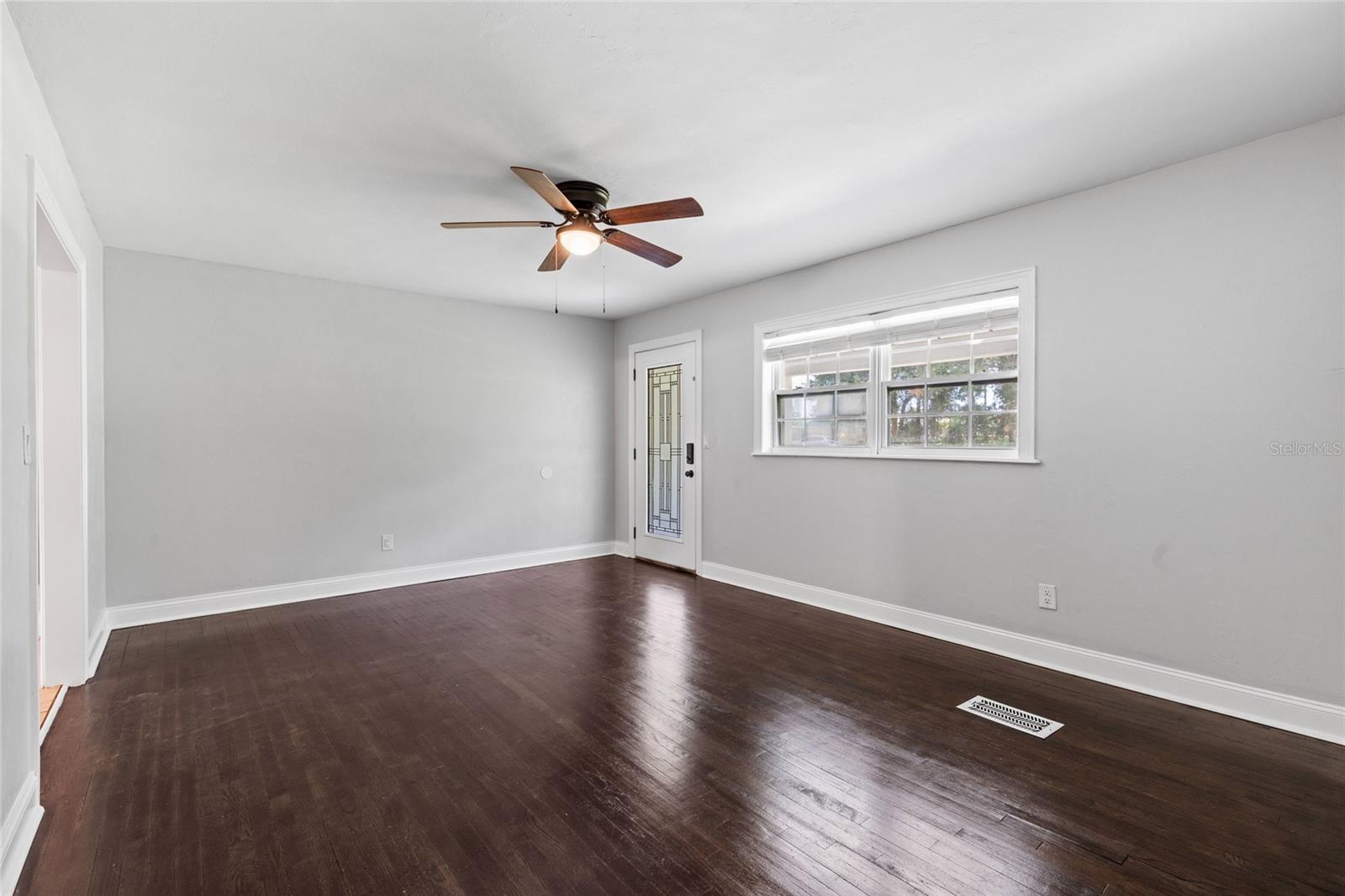 SANTA FE HILLS - Residential