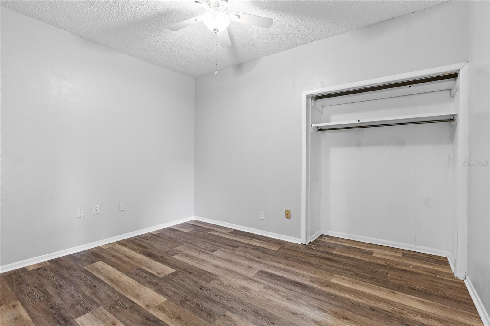 SANTA FE HILLS - Residential