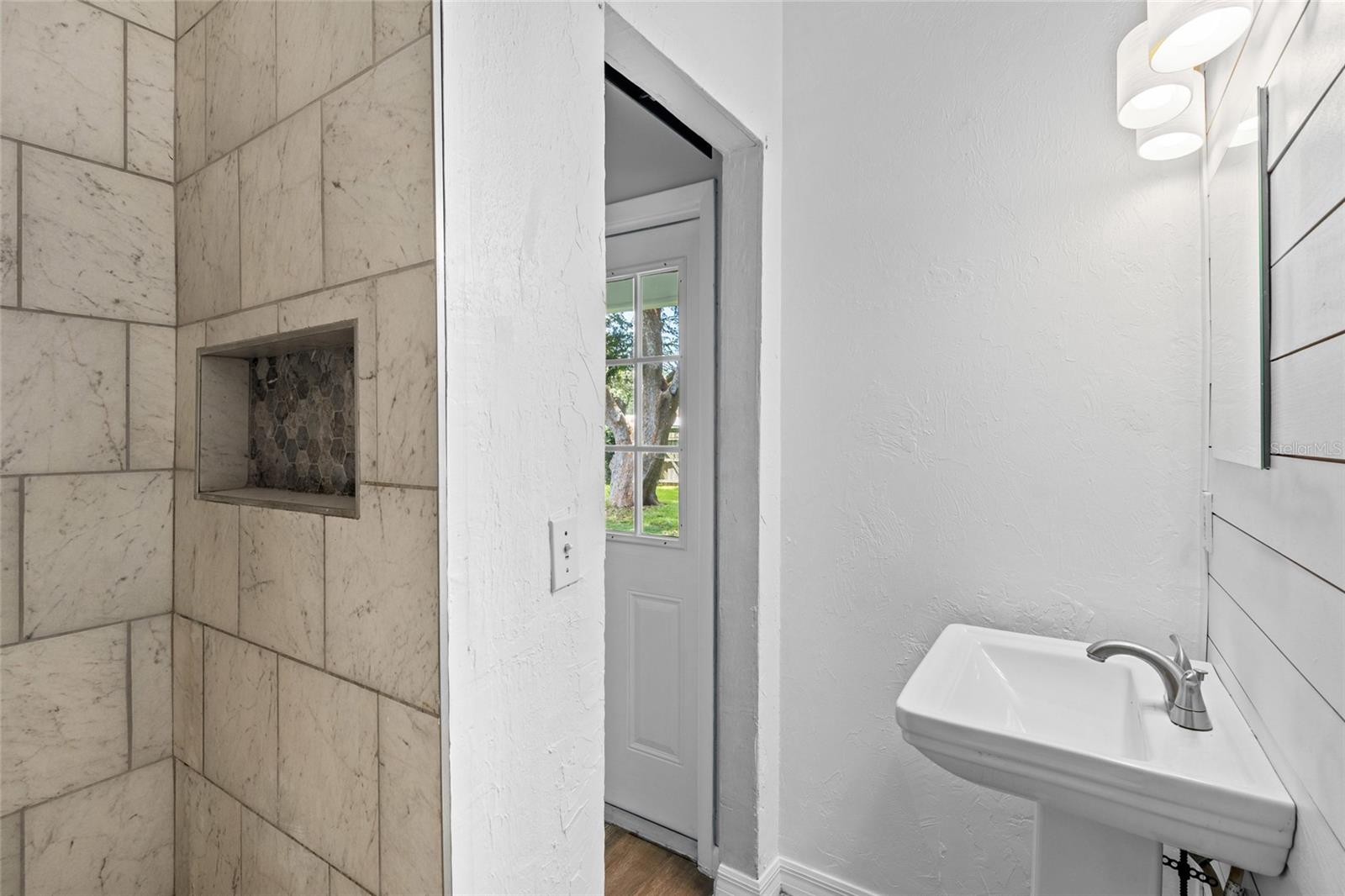 SANTA FE HILLS - Residential