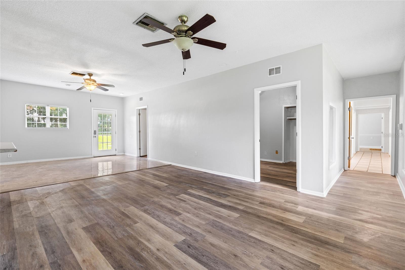 SANTA FE HILLS - Residential