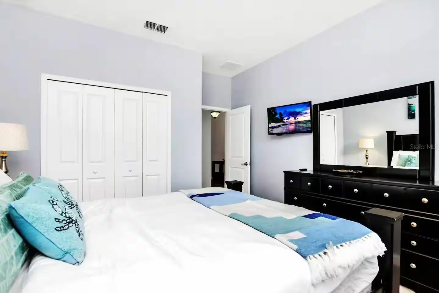 SOLTERRA PH 1 - Residential Lease