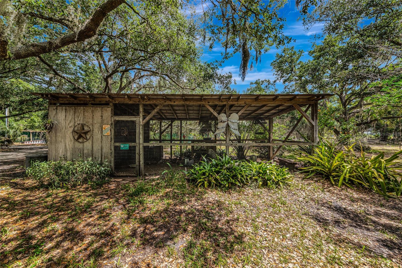 RANCHES AT MOSSY HAMMOCK - Residential