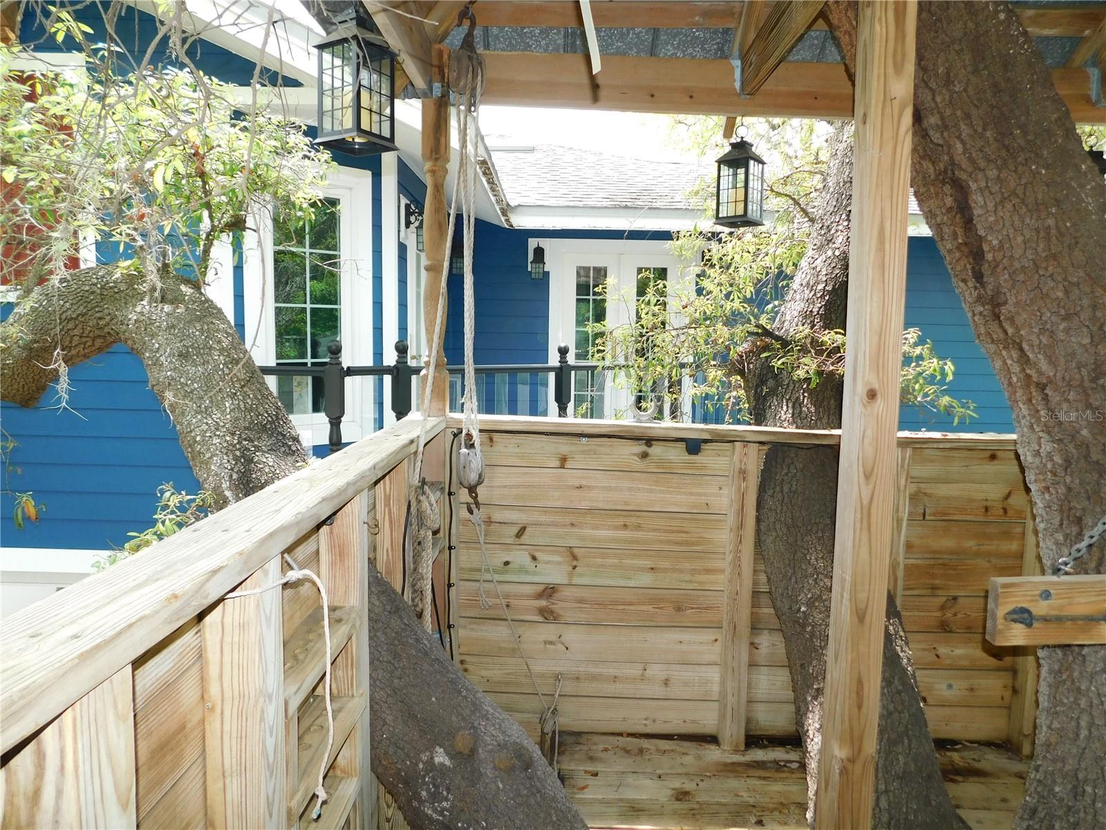 MIRA MAR TERRACE - Residential