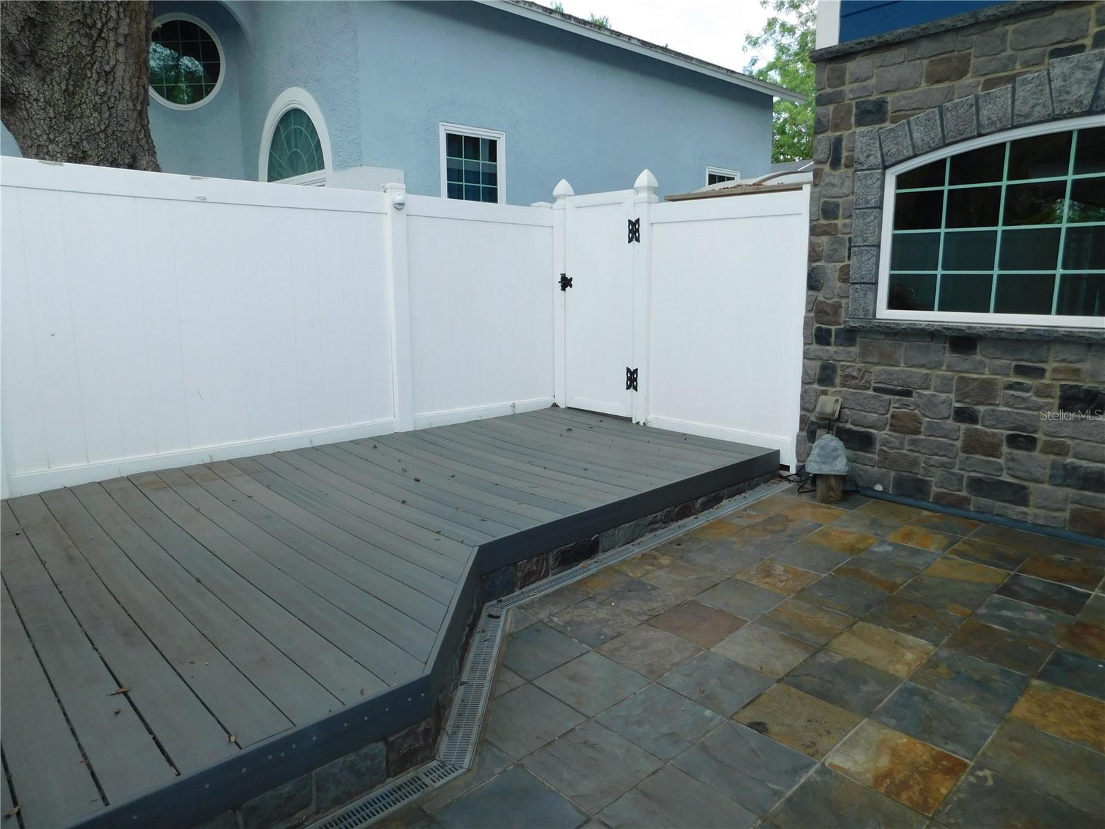 MIRA MAR TERRACE - Residential