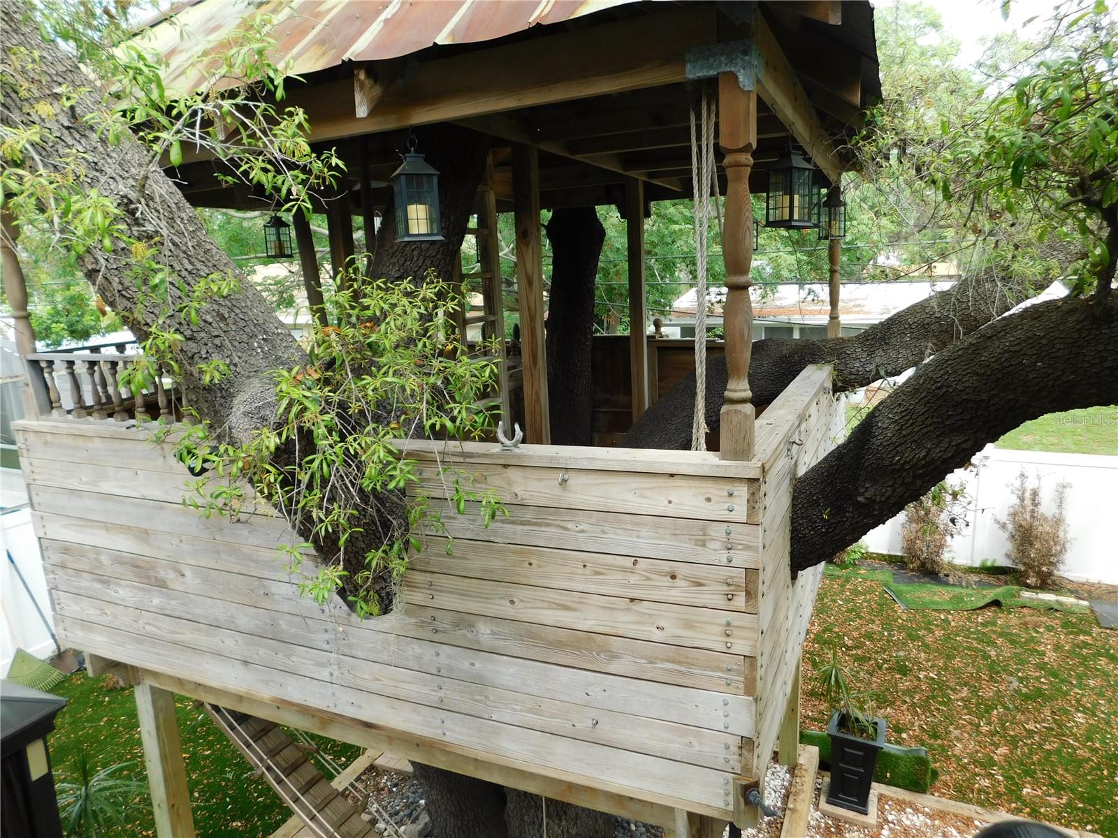 MIRA MAR TERRACE - Residential