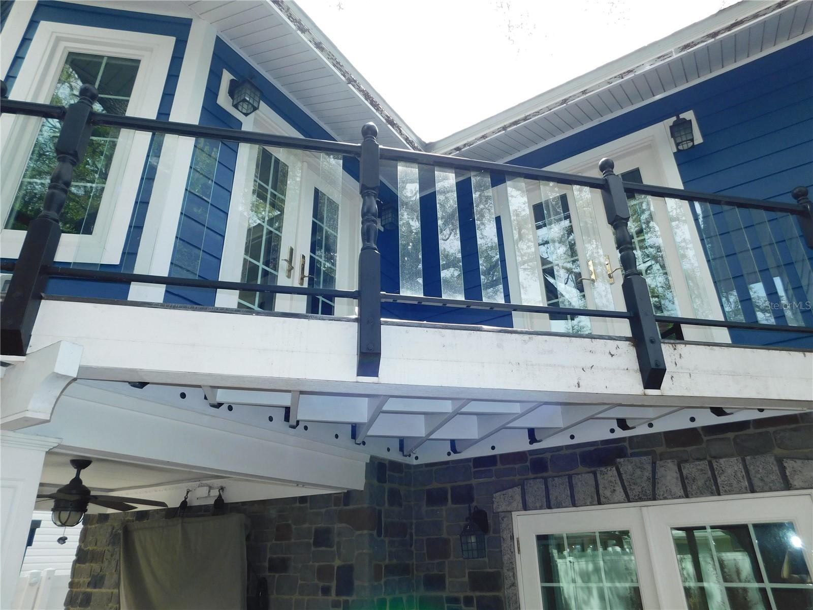 MIRA MAR TERRACE - Residential