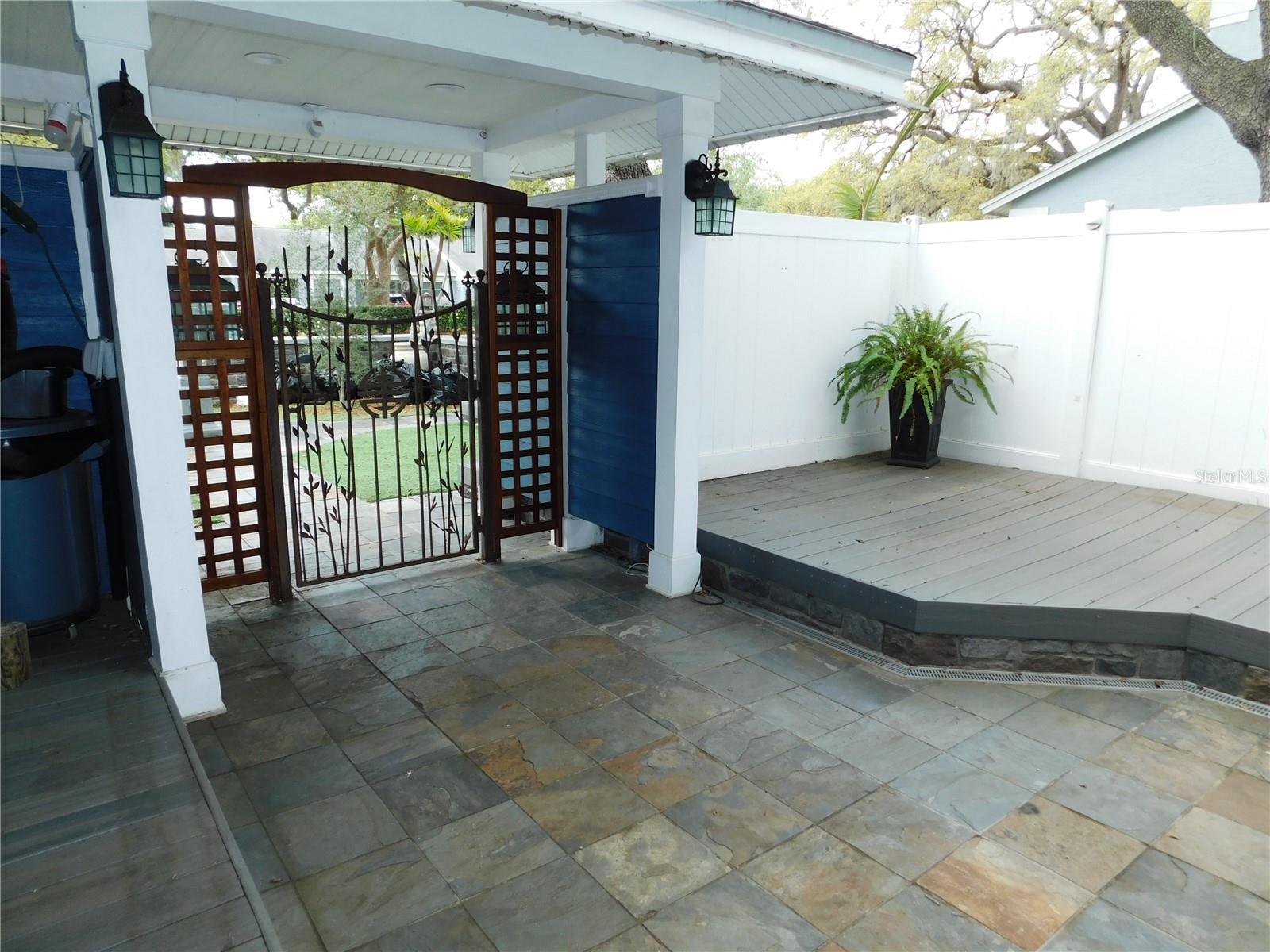 MIRA MAR TERRACE - Residential