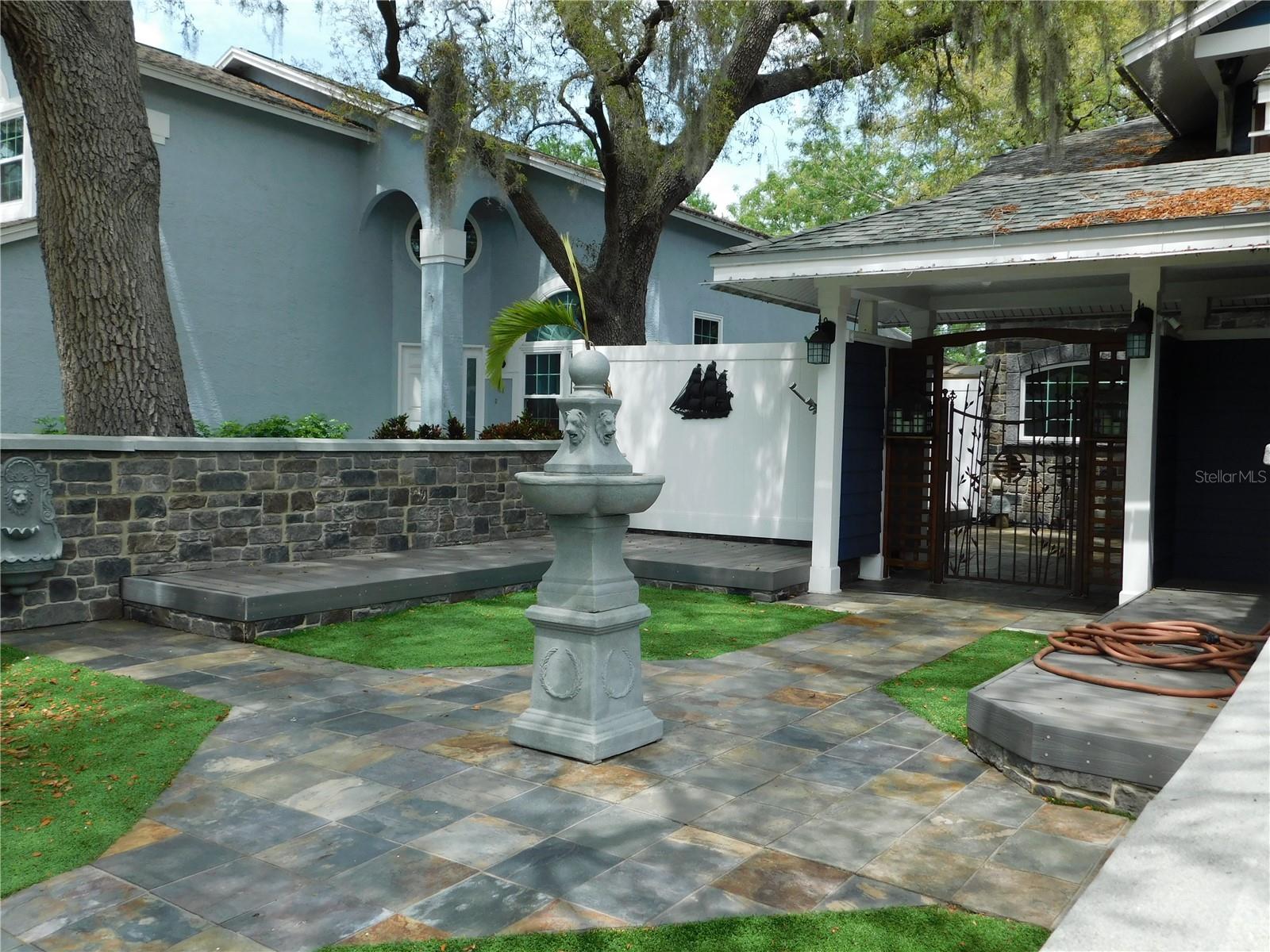 MIRA MAR TERRACE - Residential