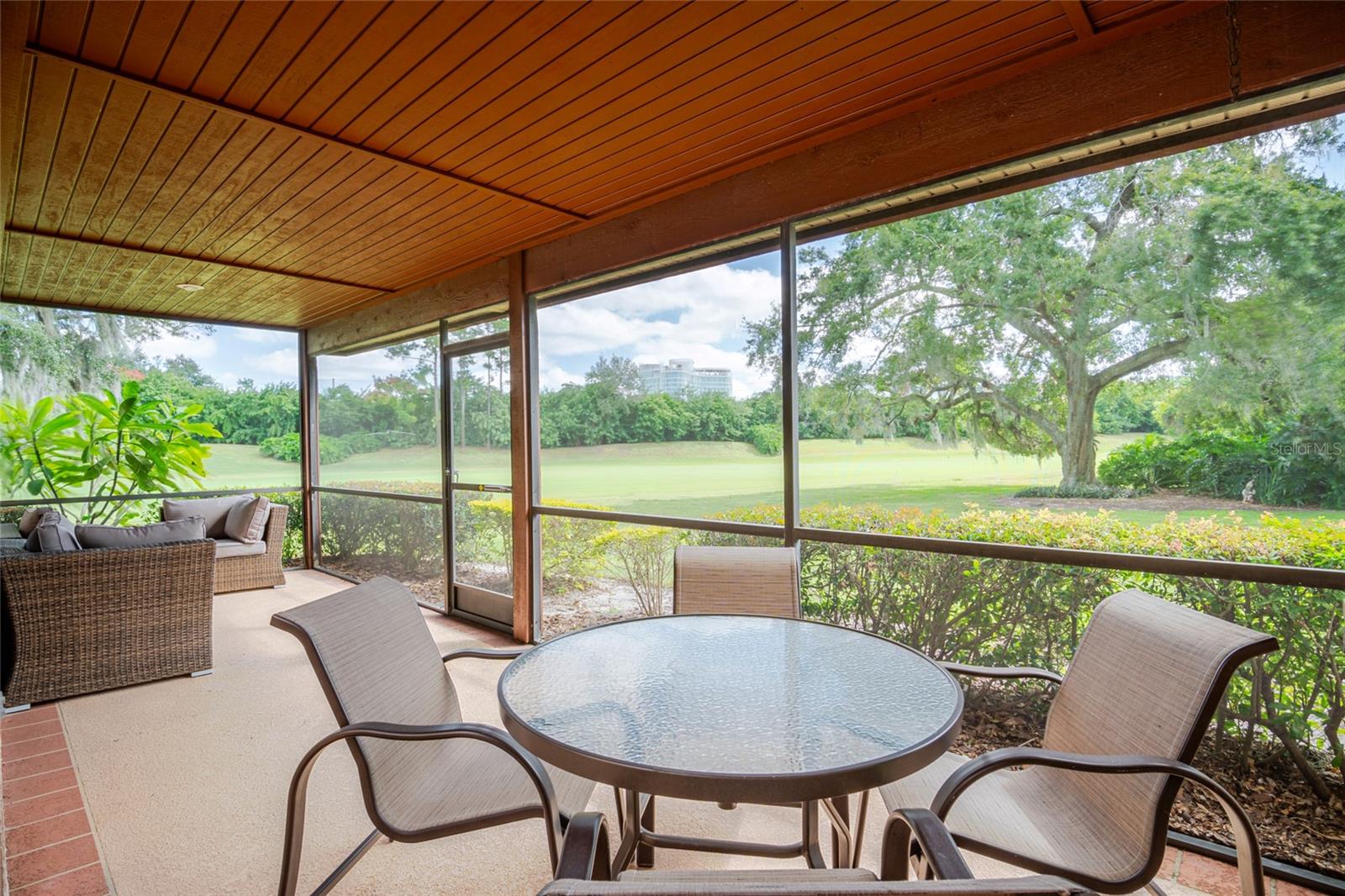 ORANGE TREE COUNTRY CLUB - Residential