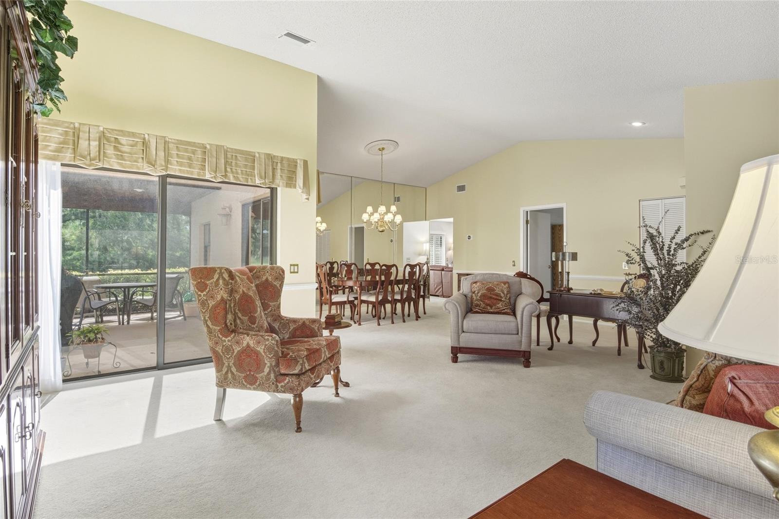 ORANGE TREE COUNTRY CLUB - Residential
