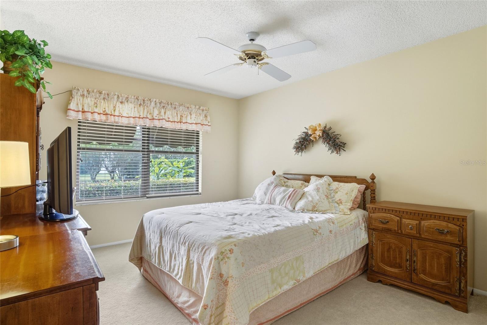 ORANGE TREE COUNTRY CLUB - Residential