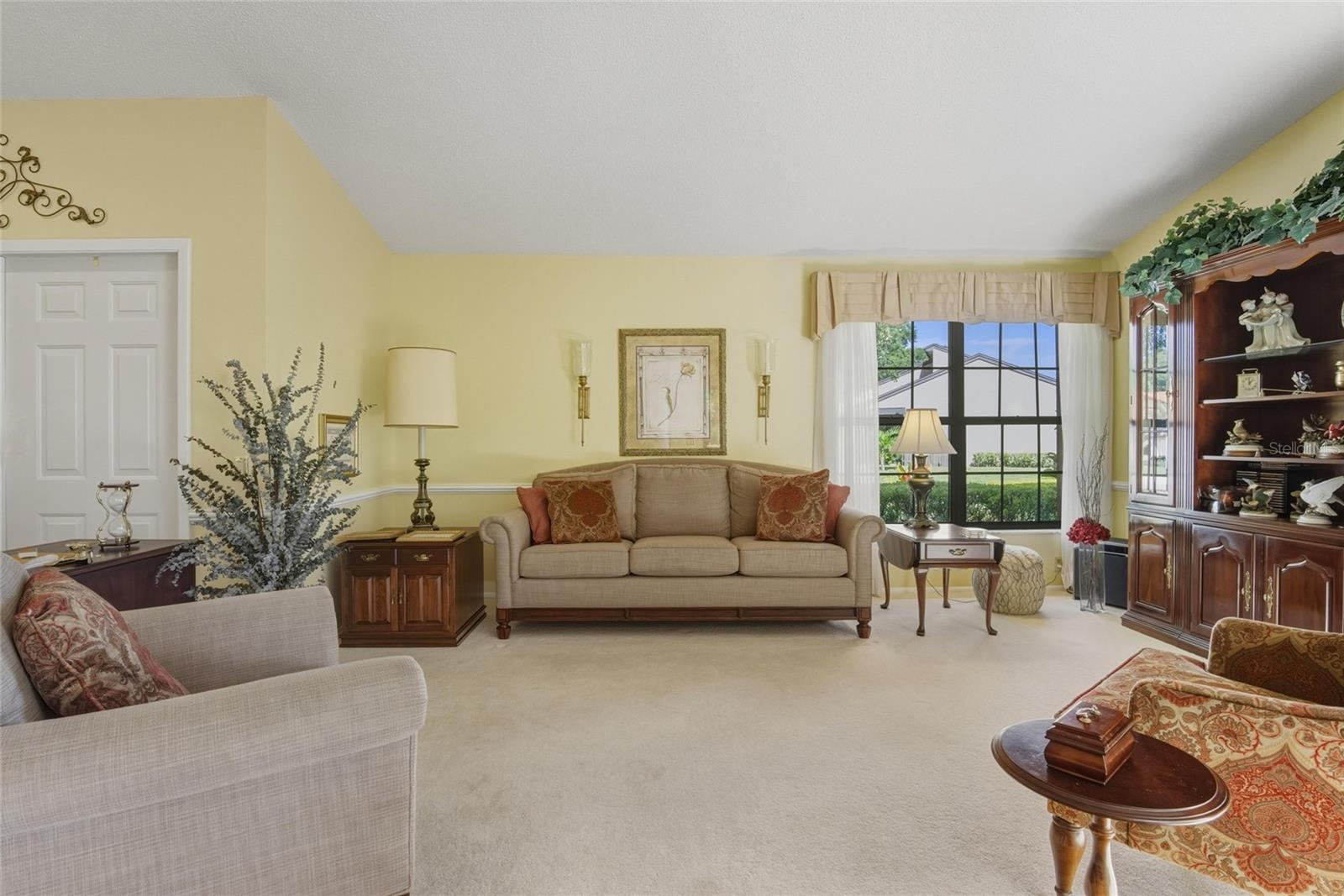 ORANGE TREE COUNTRY CLUB - Residential