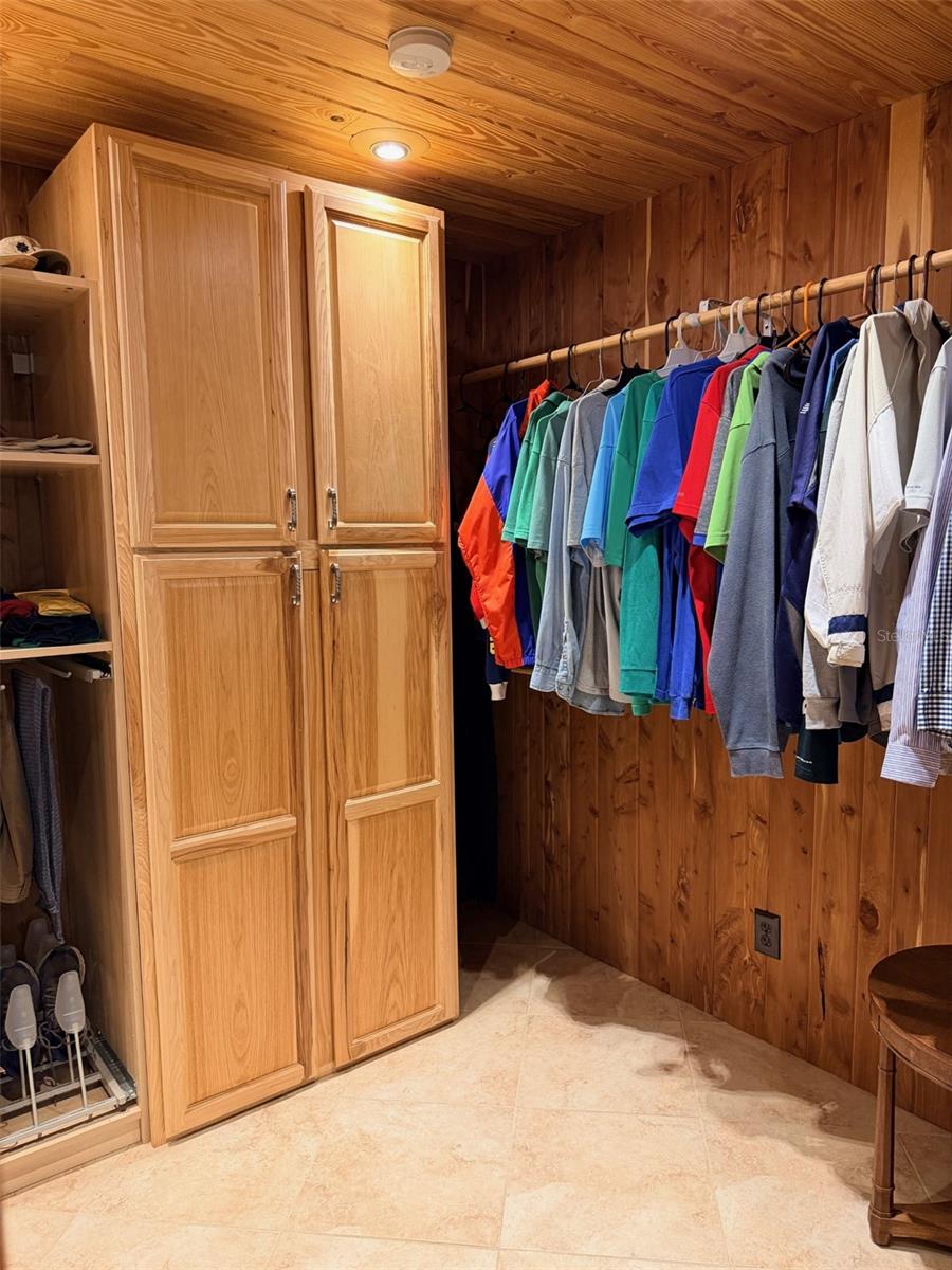 RIVER BEND ESTATES UNREC - Residential