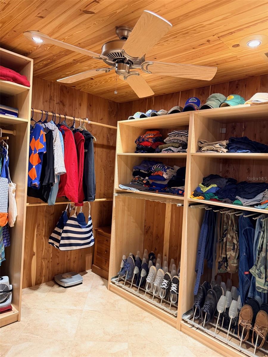 RIVER BEND ESTATES UNREC - Residential