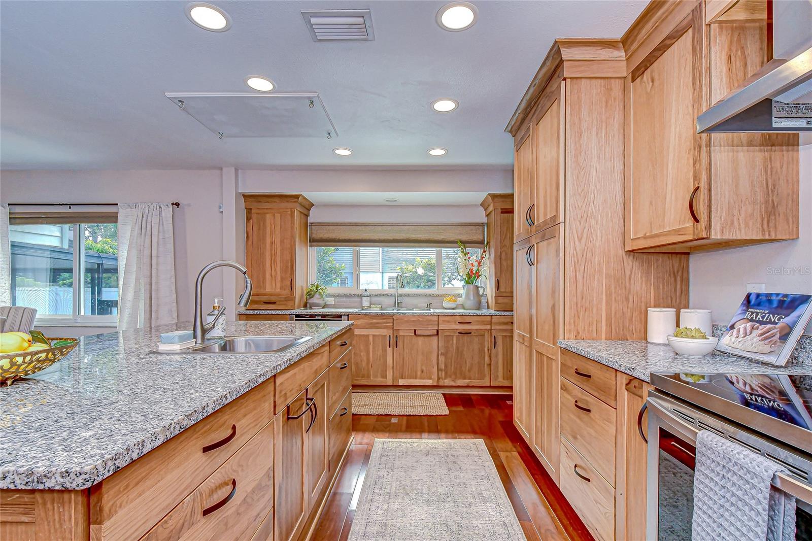 BLOOMINGDALE SEC D UNIT - Residential