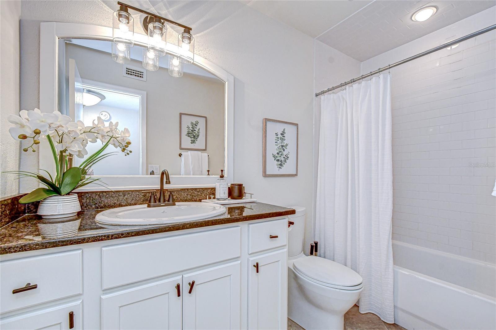 BLOOMINGDALE SEC D UNIT - Residential