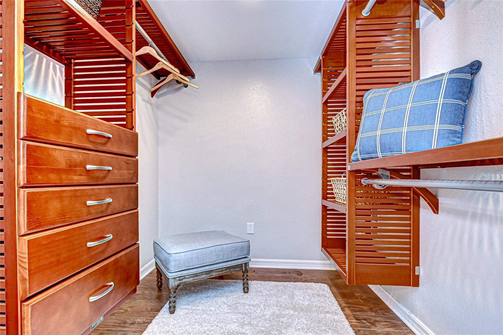 BLOOMINGDALE SEC D UNIT - Residential