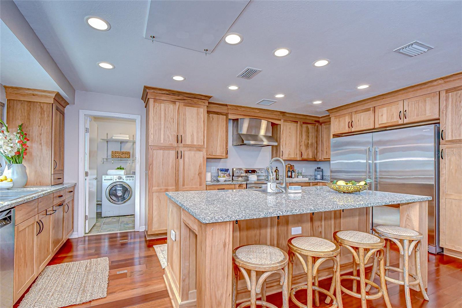 BLOOMINGDALE SEC D UNIT - Residential