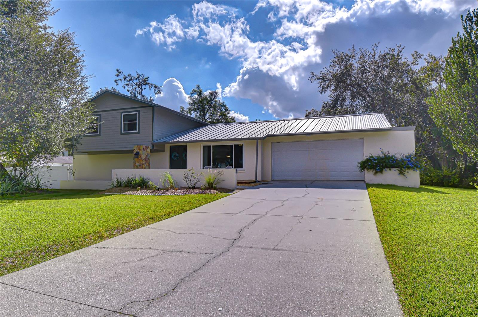 BLOOMINGDALE SEC D UNIT - Residential