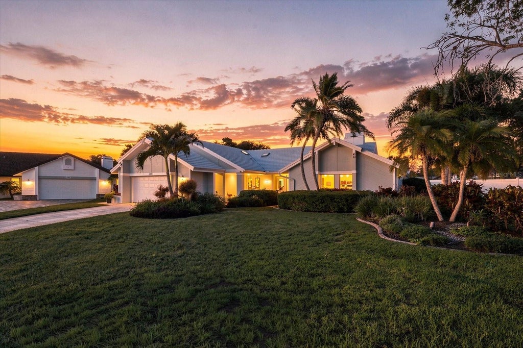 Photo of 3441 Hinsdale Court, Clearwater, FL 33761 (MLS # TB8539685)