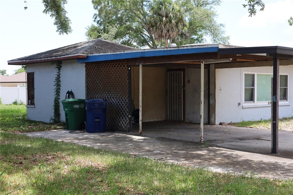 Photo of 5404 N Mckay Avenue, Tampa, FL 33603 (MLS # TB8526618)