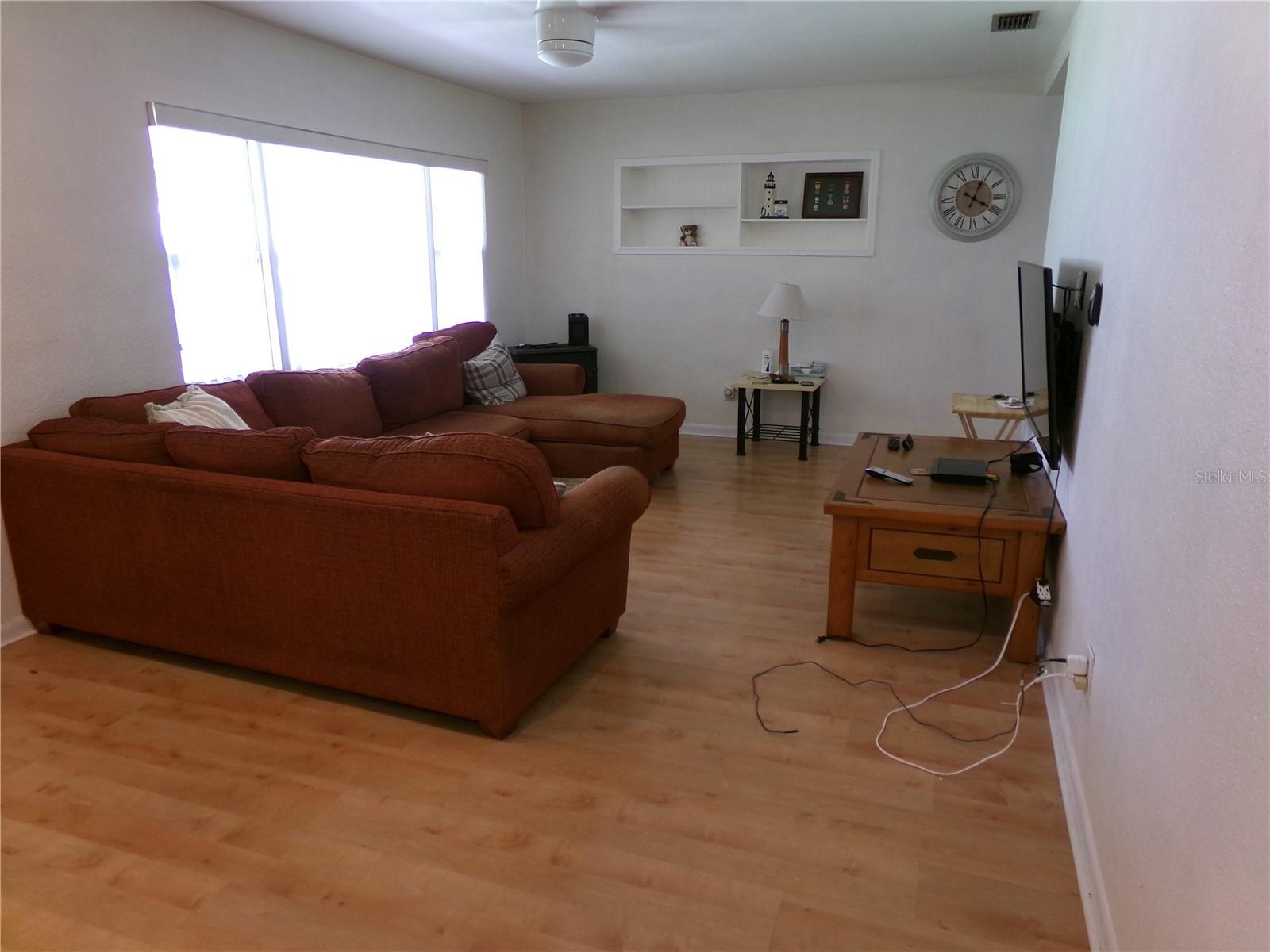 2239 CURTIS DRIVE S