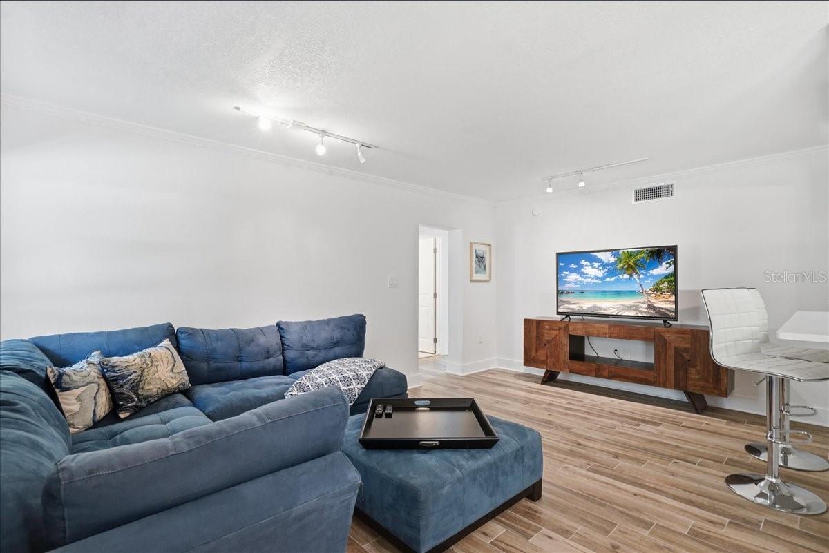 BOCA SHORES CONDO - Residential