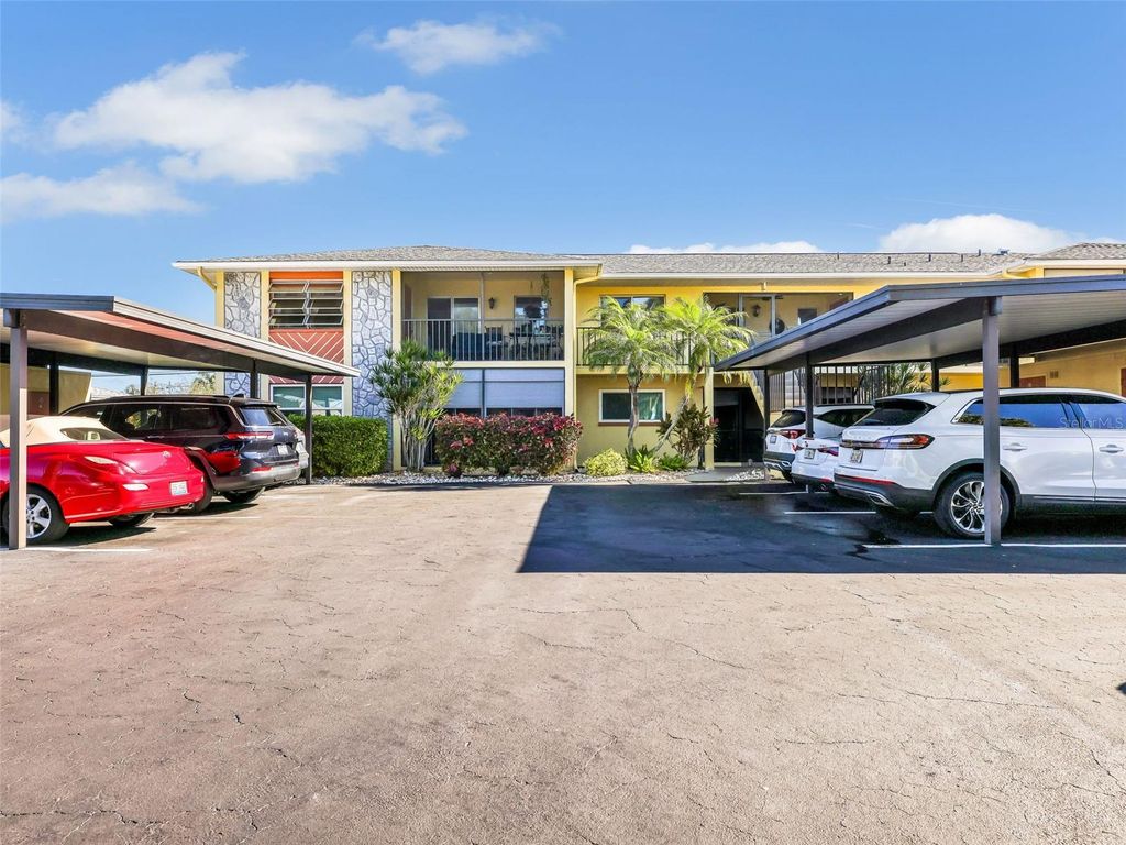 Photo of 4021 SE 19th Avenue #201, Cape Coral, FL 33904 (MLS # O6405624)