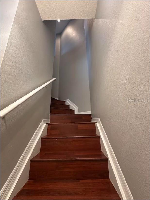 EAGLE PALM PH II - Residential Lease