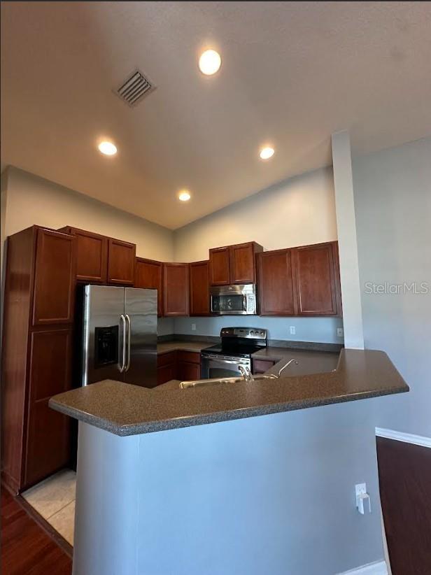 EAGLE PALM PH II - Residential Lease