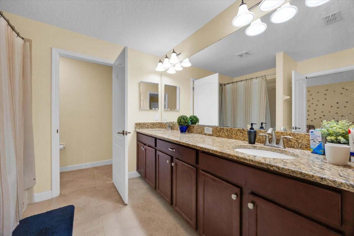 WINDERMERE SOUND PH 2 - Residential
