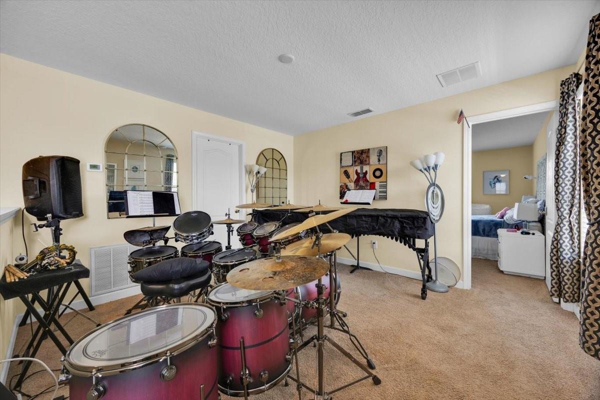 WINDERMERE SOUND PH 2 - Residential