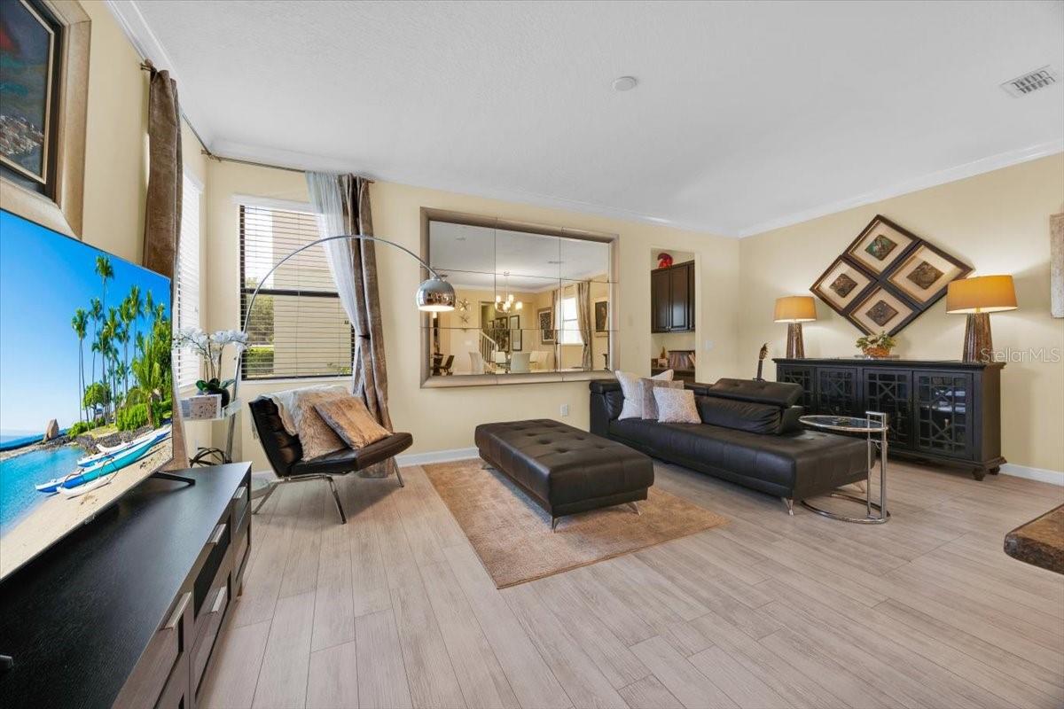 WINDERMERE SOUND PH 2 - Residential