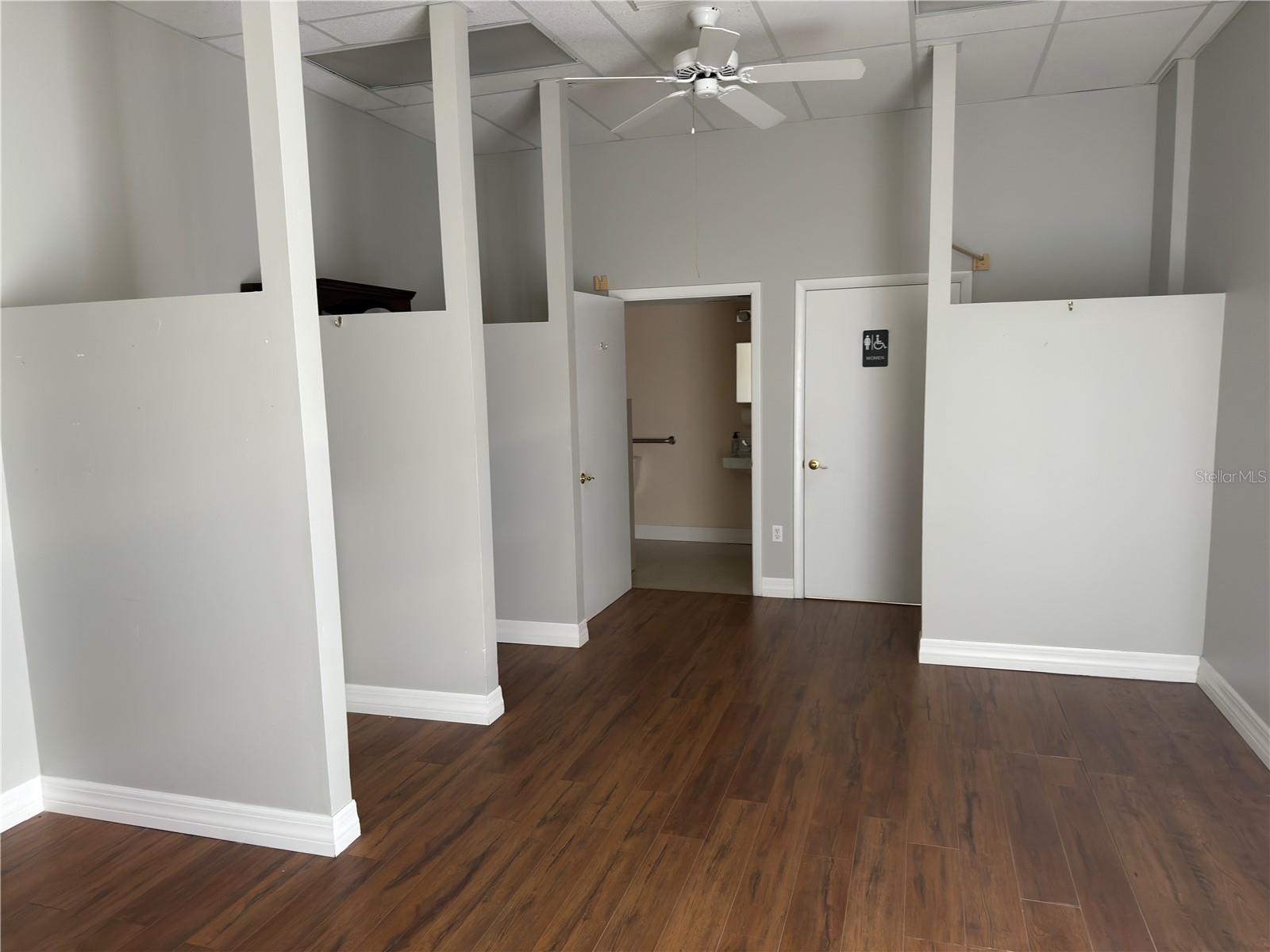 TRIWOOD - Commercial Sale