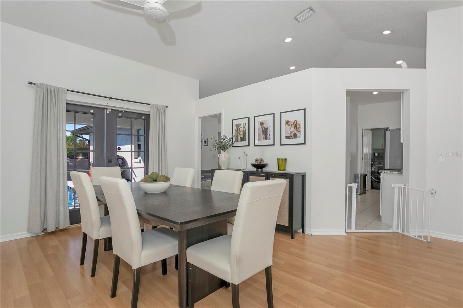 RIVERS EDGE - Residential