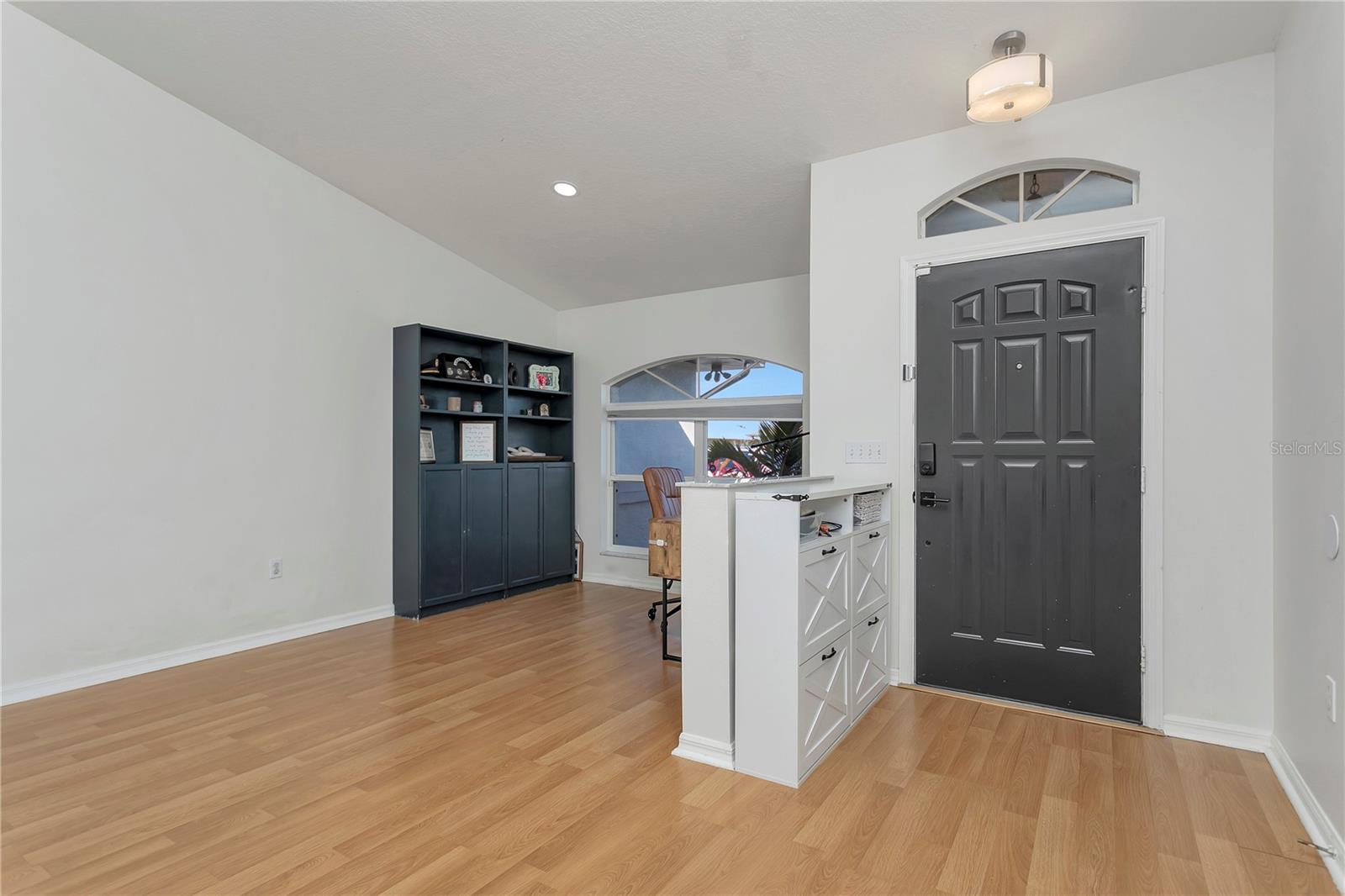 RIVERS EDGE - Residential