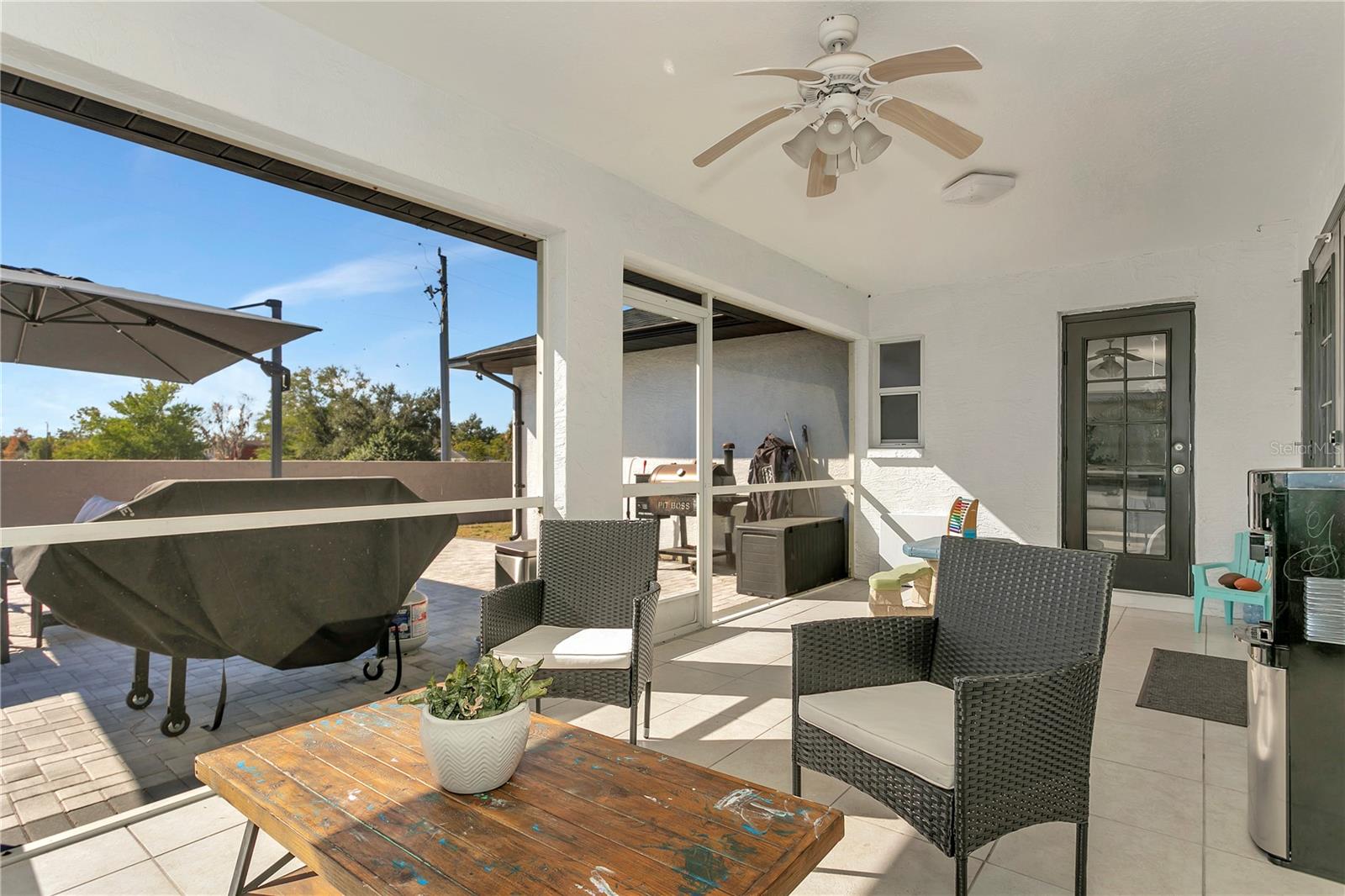 RIVERS EDGE - Residential