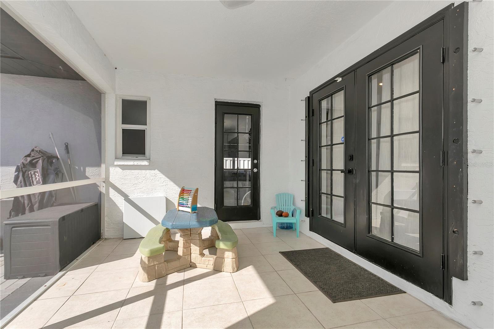 RIVERS EDGE - Residential