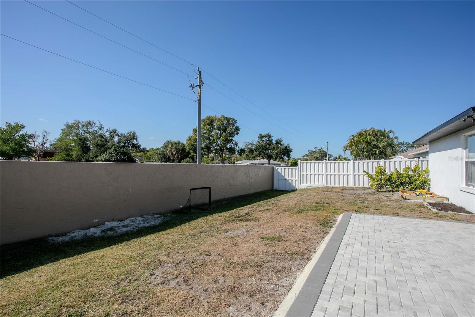 RIVERS EDGE - Residential