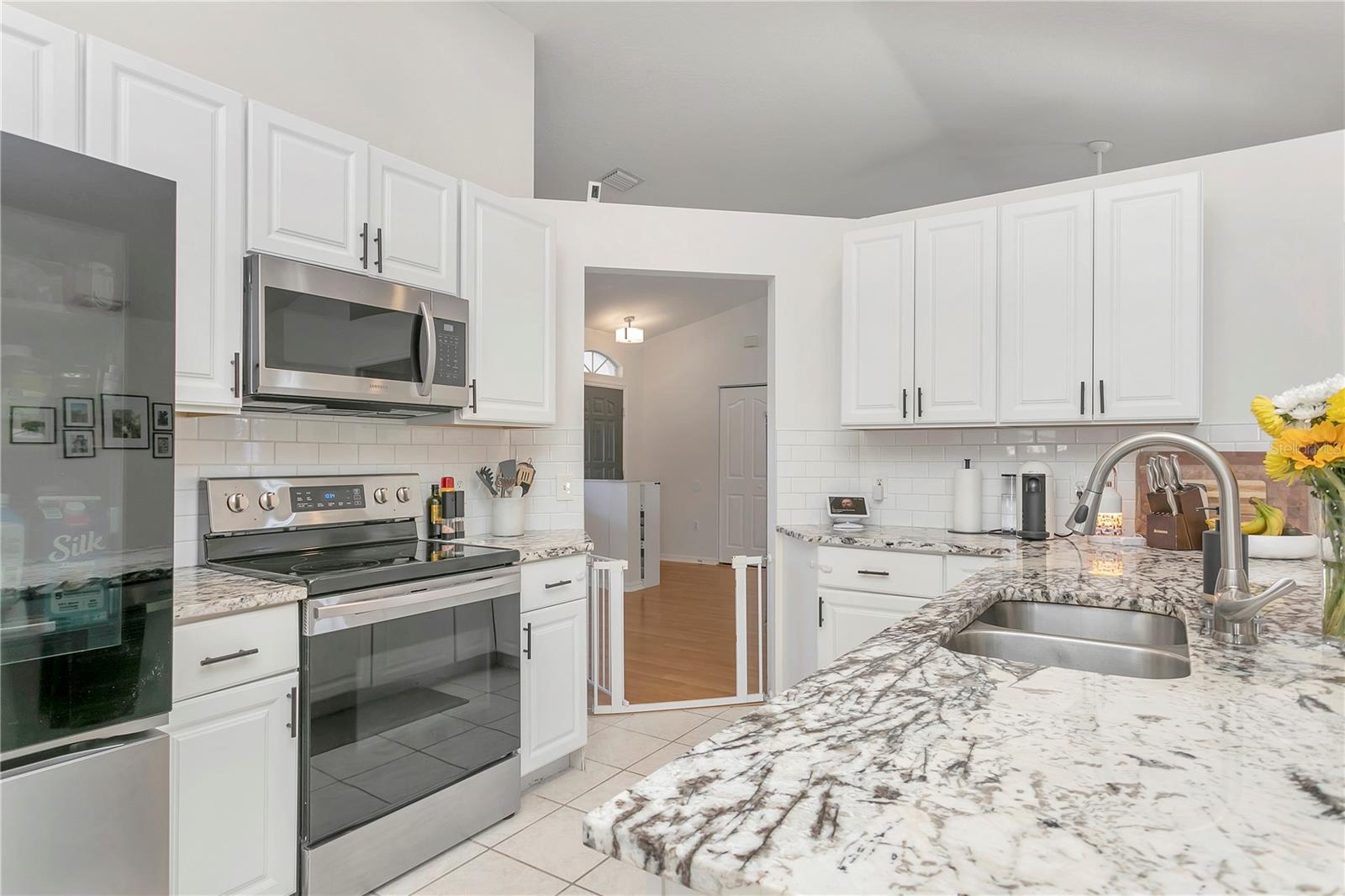 RIVERS EDGE - Residential