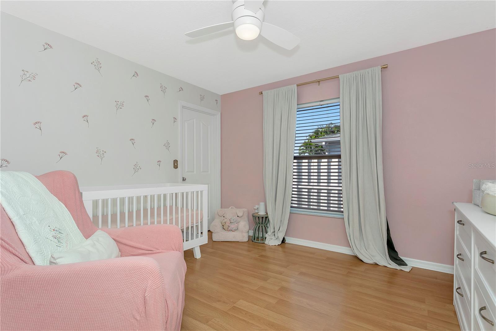 RIVERS EDGE - Residential