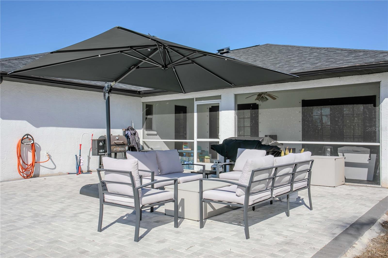 RIVERS EDGE - Residential