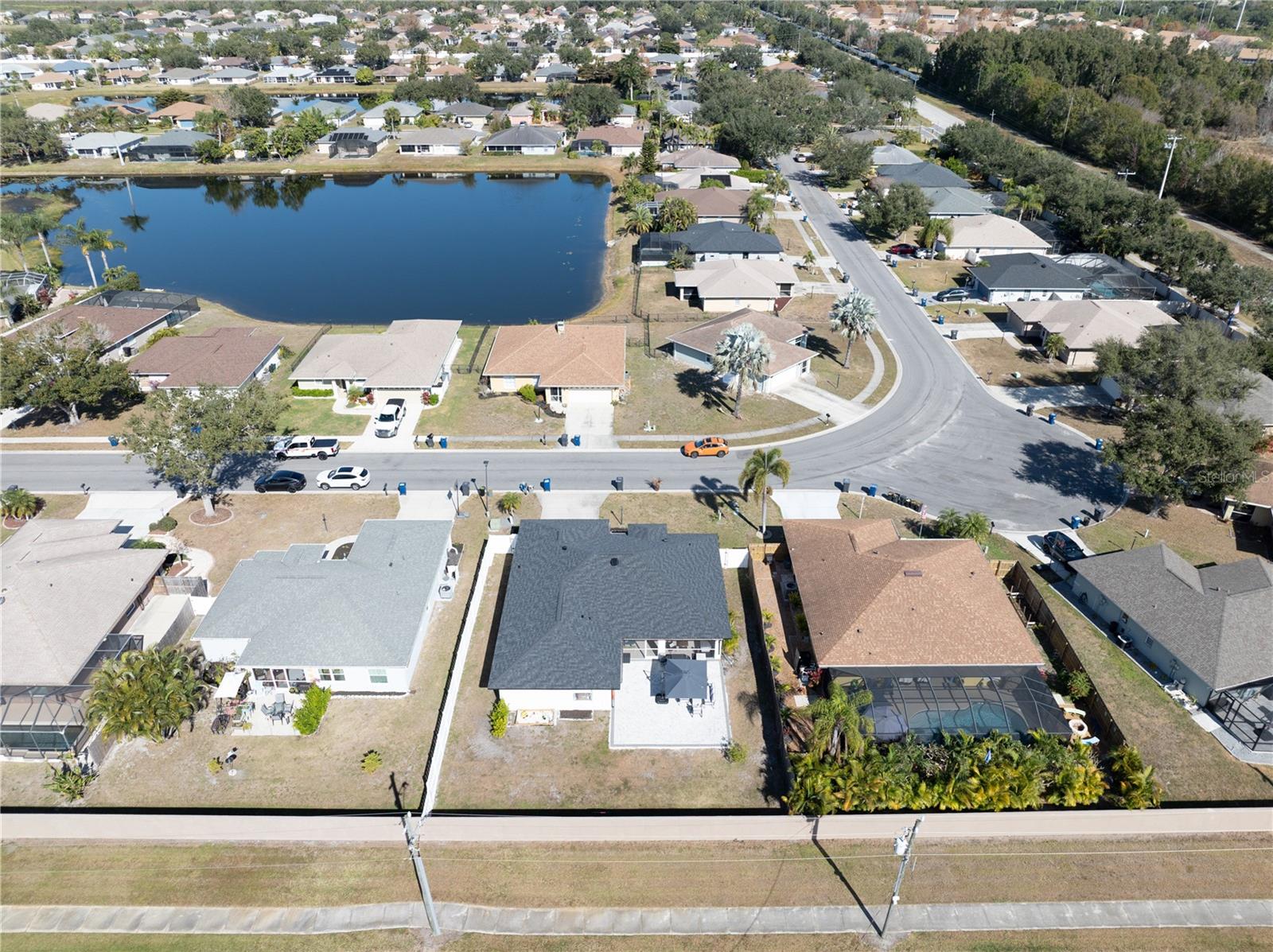 RIVERS EDGE - Residential