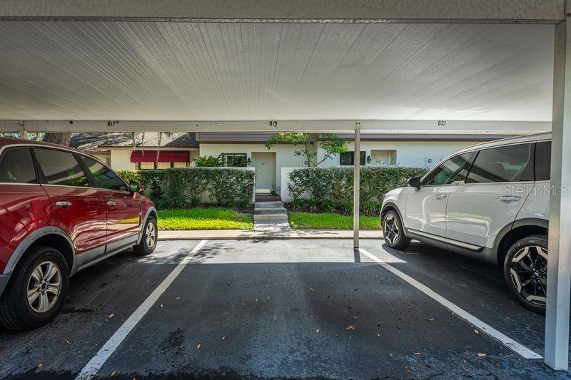 Photo of 819 Oak Park Place, Brandon, FL 33511 (MLS # TB8540009)